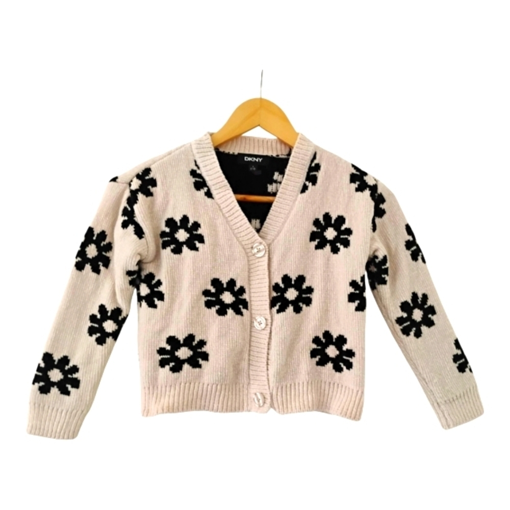 DKNY Youth Chenille Sweater, Beige With Black Snow Flakes Size Small 7/8